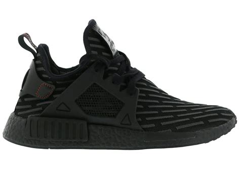 adidas nmd xr1 triple black.